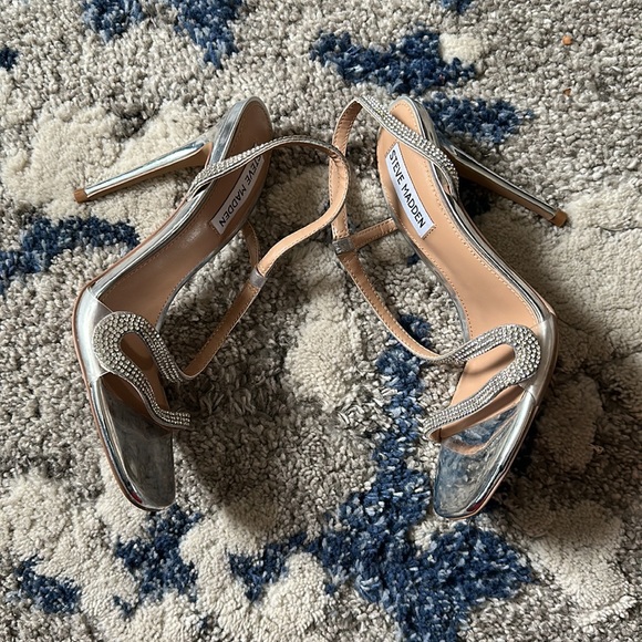 Steve Madden Rhinestone Women’s Sandal Heels Size 6.5 - Picture 3 of 9